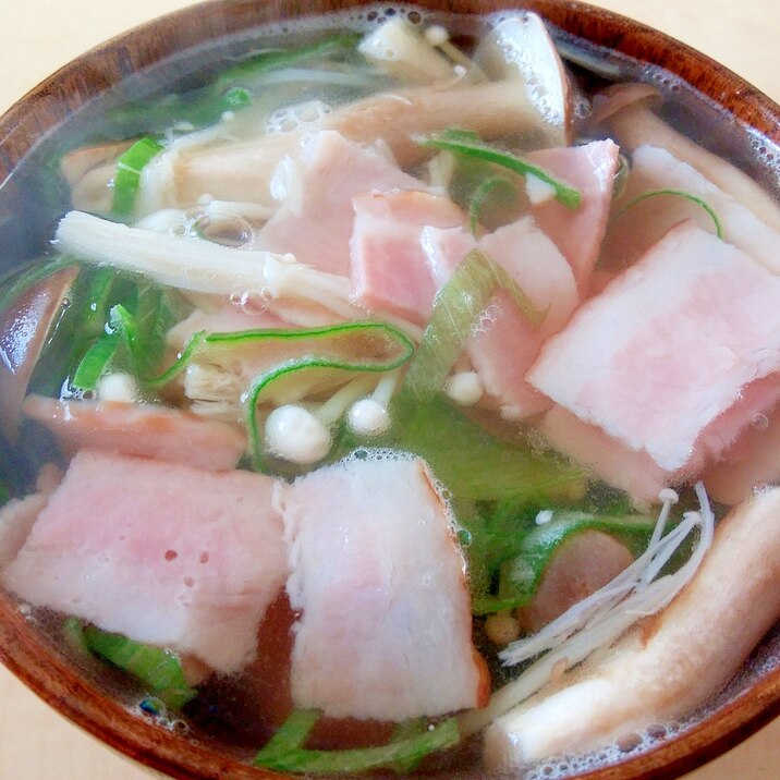 【和風スープ】えのき茸とベーコンのコンソメスープ